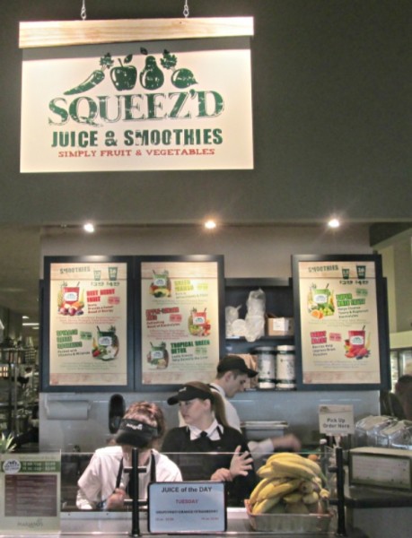 Squeez'd Juice Smoothies with additives for health like kale, protein and chia seeds #MyMarianos