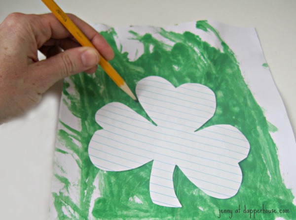 trace a shamrock onto the dry paint design @dapperhouse