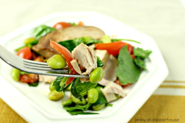 Asian fusion tuna steak salad with fresh veggies - easy to make - jenny at dapperhhouse