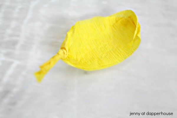 How to DIY crepe paper tulip arrangement paper flowers - jenny at dapperhouse