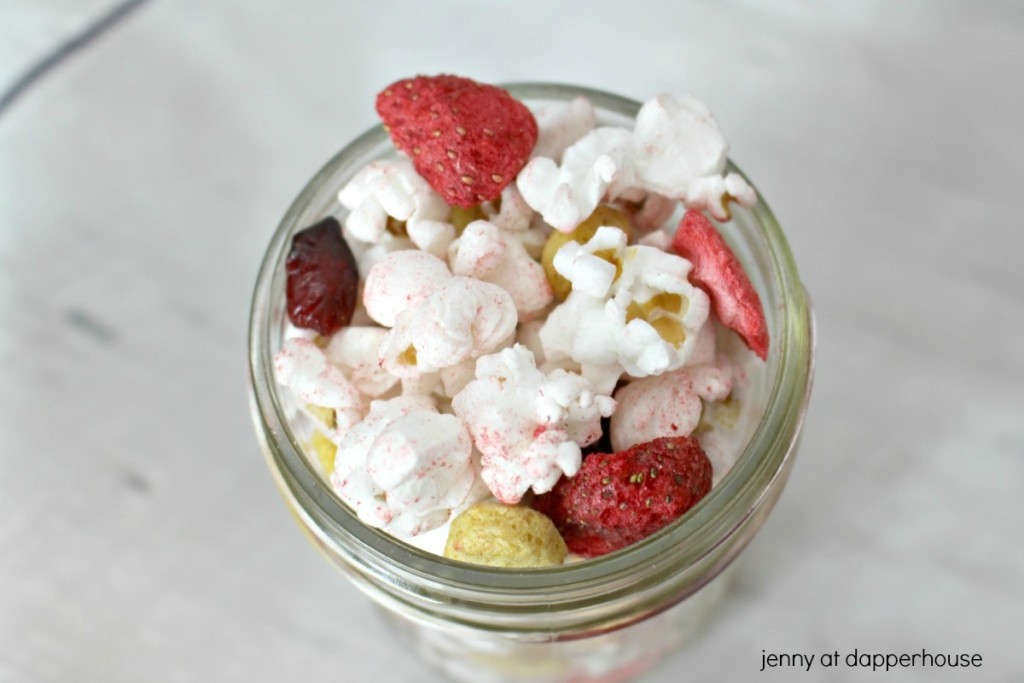 Mason Jar Healthy Snack Mix from jenny at dapperhouse