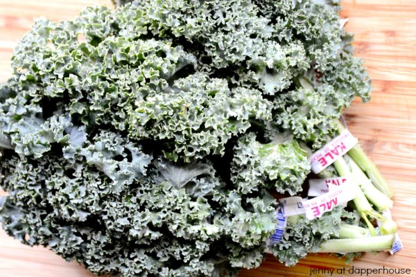 Recipe for frugal fast fun and fantastic tasting spicy Kale Chips - jennyatdapperhouse