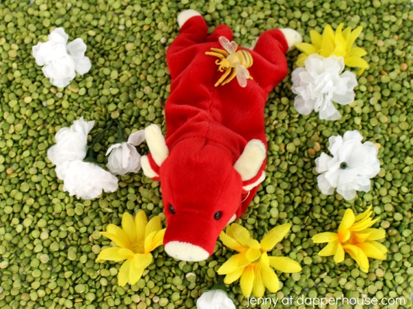 Ferdinand the Bull Sensory Bin for Kids - Learning and Play - jenny at dapperhouse