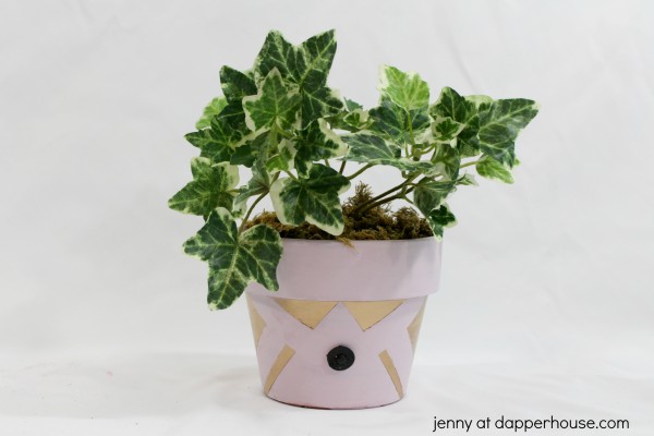 DIY _ How to make this pot make over from an old terra cotta pot -  jenny at dapperhouse