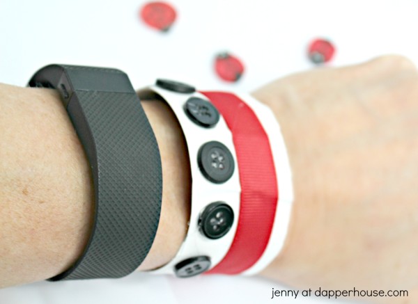 How to make DIY ladybug theme bracelets from jenny at dapperhouse - kids crafts - party ideas