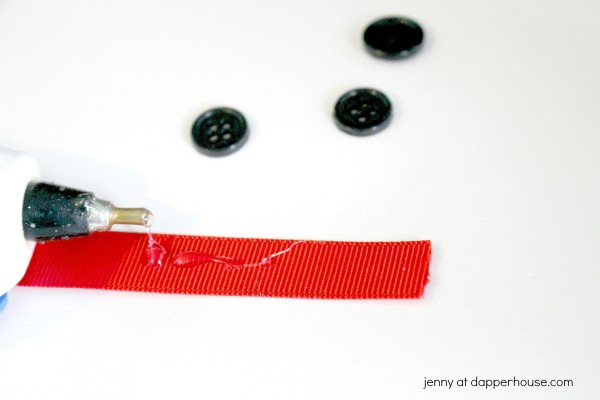 How to make Easy Ladybug Themed Bracelets - kids craft - party ideas - jenny at dapperhouse
