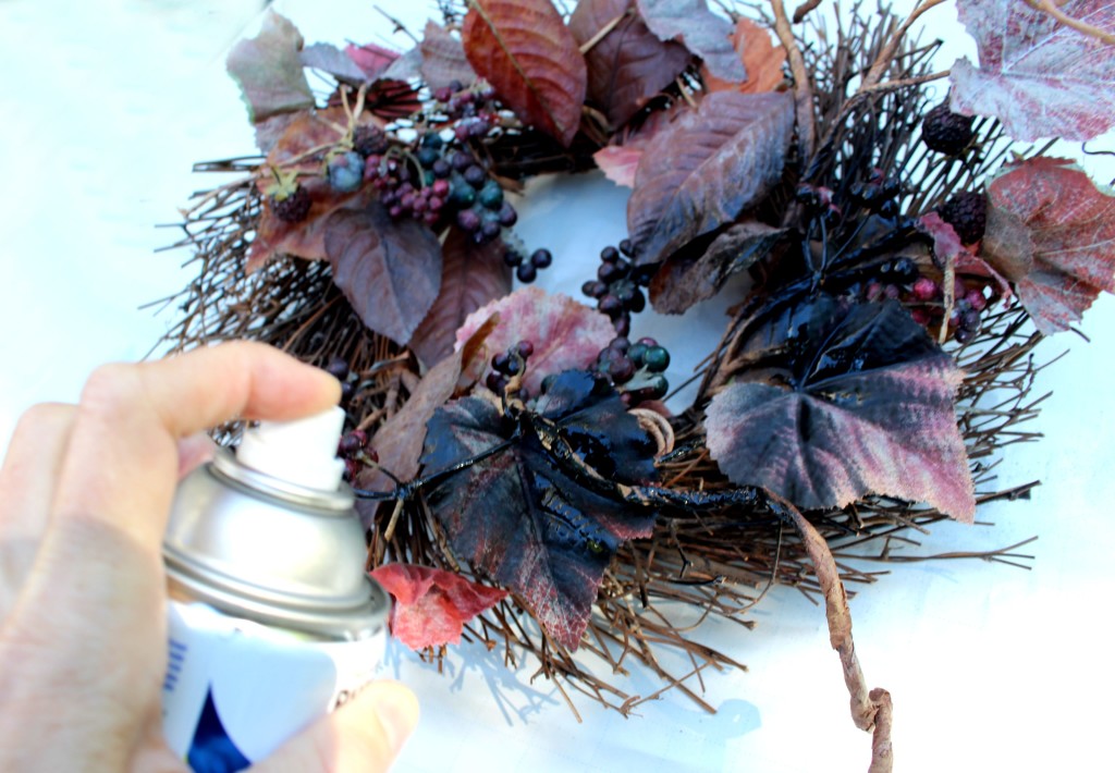 spray paint the wreath