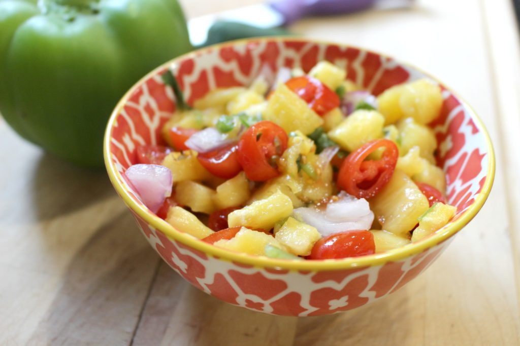 amazing-pineapple-salsa-fresh-and-homemade-recipe-jenny-at-dapperhouse-blog