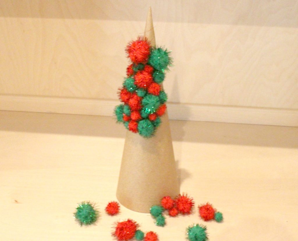 cover-the-cone-with-pom-pon-balls-jenny-at-dapperhouse-blog