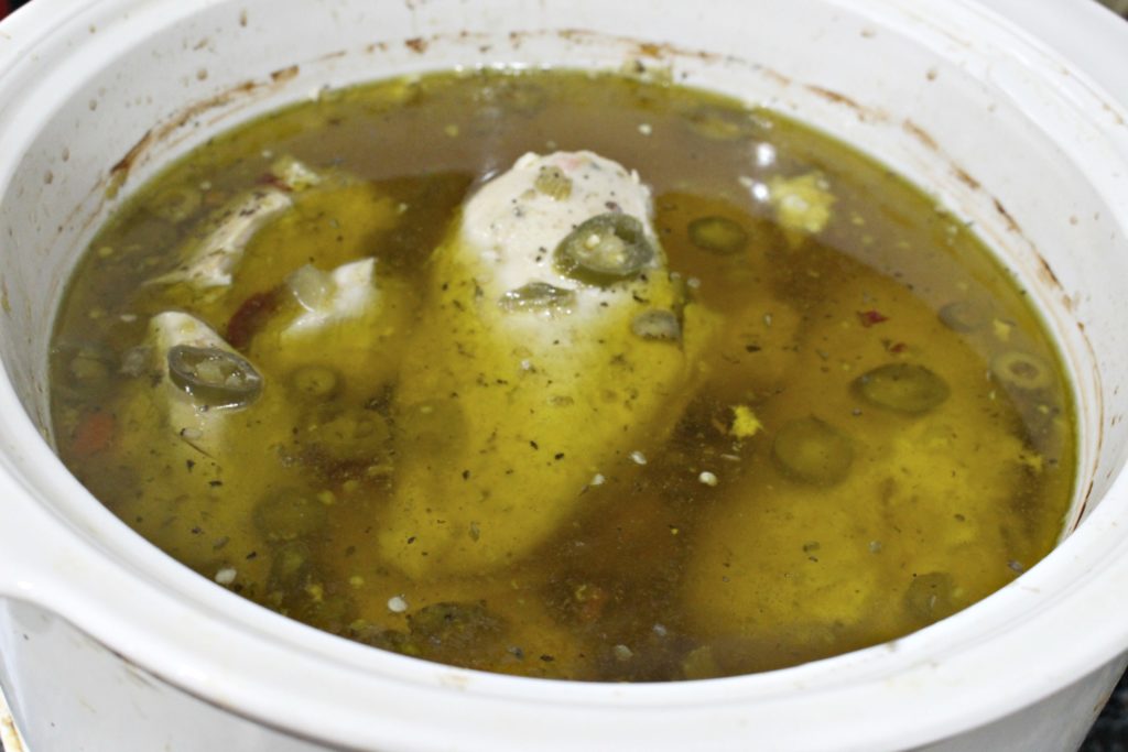 easy-crock-pot-giardiniera-shredded-chicken-jenny-at-dapperhouse-blog-recipe