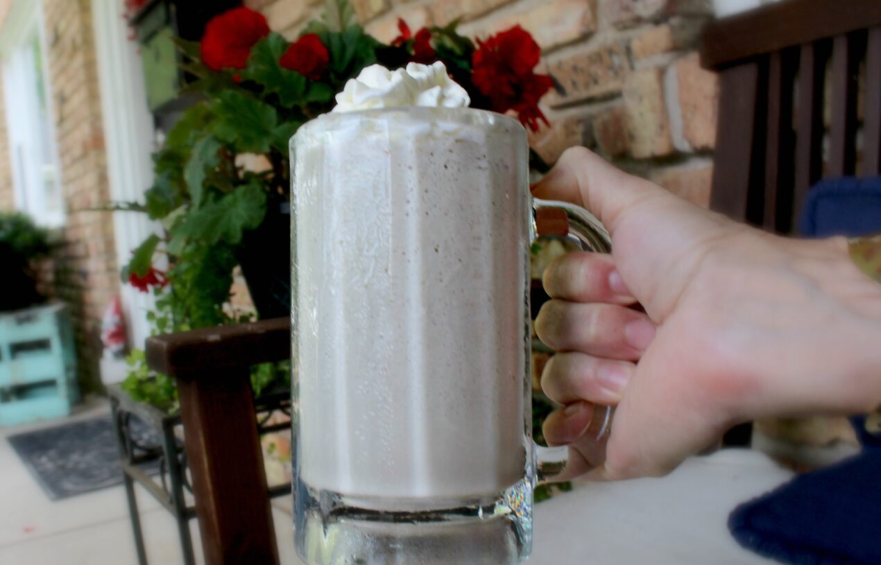 Recipe for a Minty Frappe with Fantastic Flavors, Creamy Richness & Chilling Refreshment