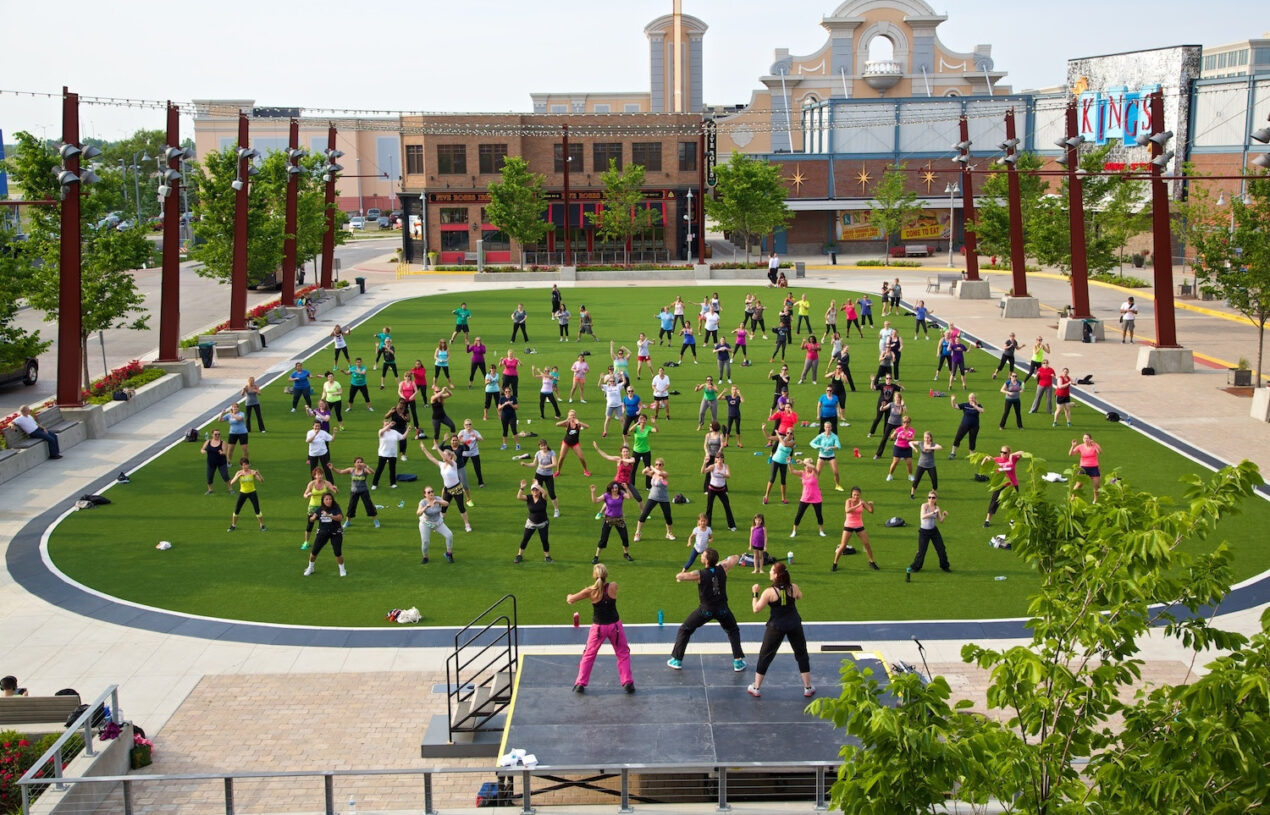 Free Summer Yoga Offered in Rosemont to Greater Chicago Residents