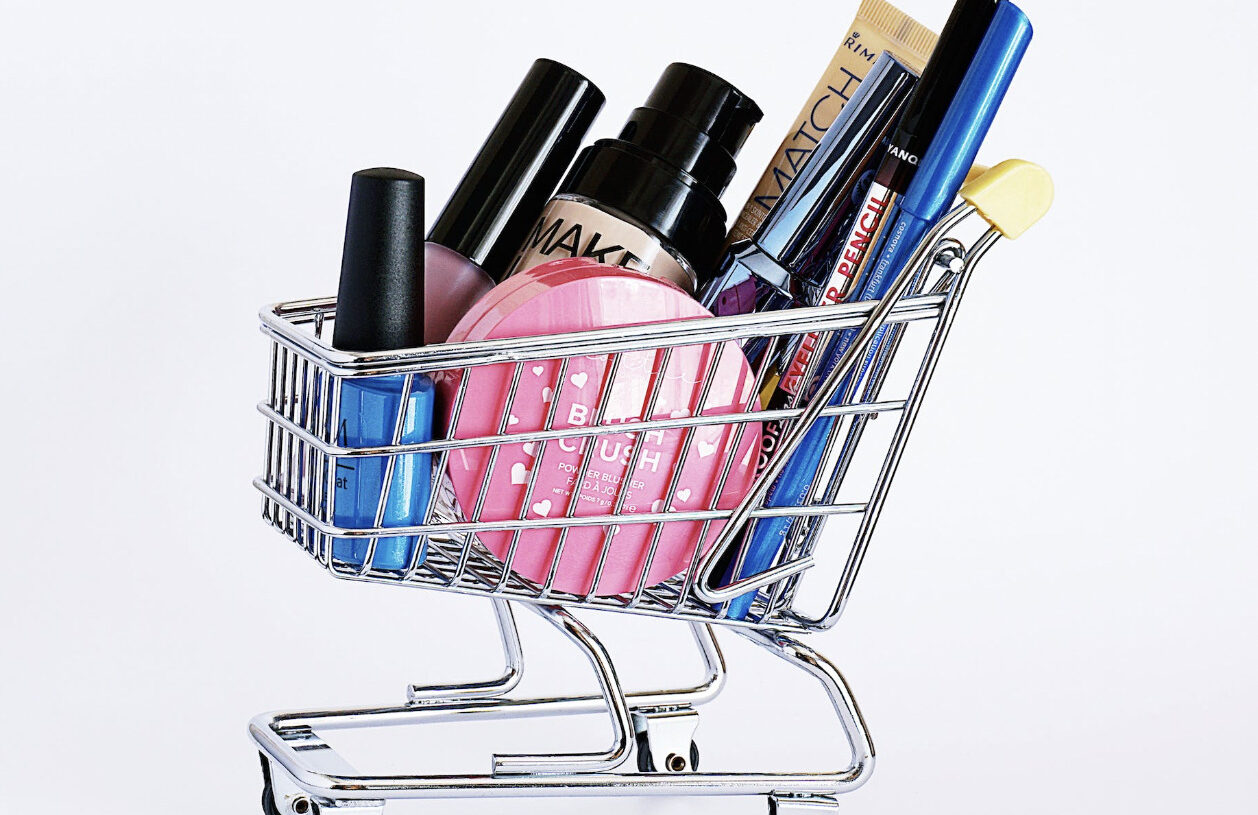 5 Factors to Consider When Choosing Cosmetic Products