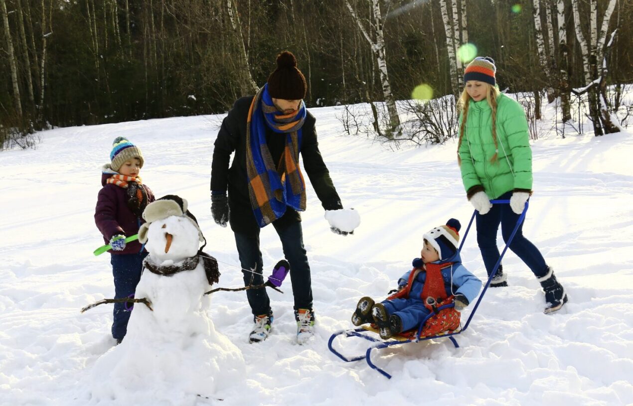 7 Fun Things to Do on a Snow Day with the Kids
